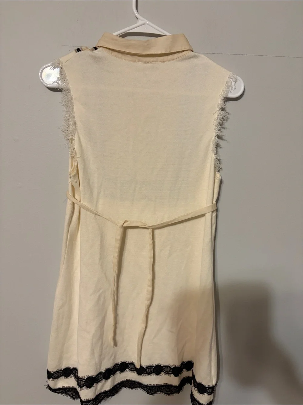 Free People Cream and Ivory Sleeveless Tunic with Black Trim. Med. Cotton/modal